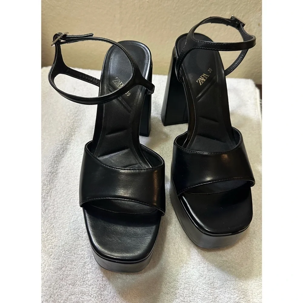 ZARA Strappy Sandals Size 39